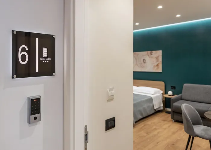 Quinto Stabile Rooms&suite 4*