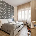 Oda ve Kahvaltı Quinto Stabile Rooms&suite Palermo