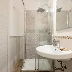 Quinto Stabile Rooms&suite Oda ve Kahvaltı Palermo