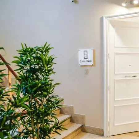 Quinto Stabile Rooms&suite 3* Palermo