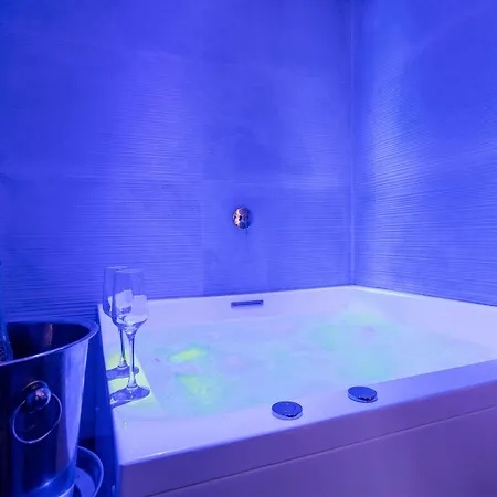 Quinto Stabile Rooms&suite Bed and Breakfast 4*