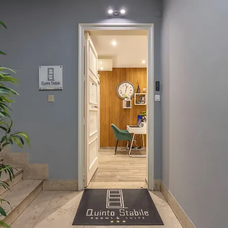 Quinto Stabile Rooms&suite Nocleg ze śniadaniem Palermo